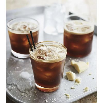 35% 脂肪と 1-4% タンパク質の便利な冷たい水溶性白コーヒークリーム